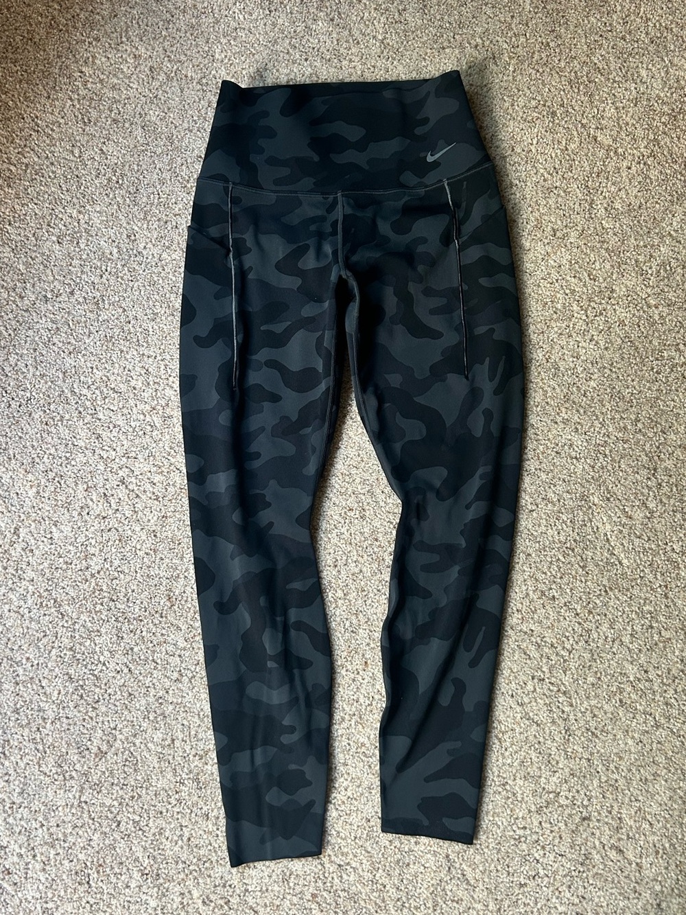 Nike Black Dark Gray Camo High-Rise Leggings